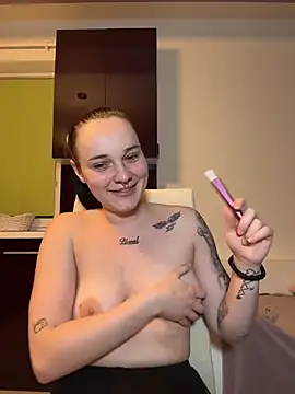 Baby Eva23 online show from 12, 4, 2026