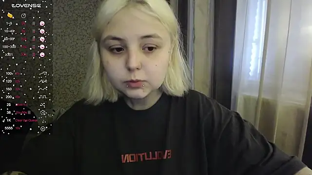 Snapshot of vendymories chatting on 9, 9, 2025 vendymories online show from 9, 9, 2025