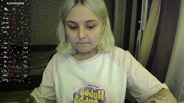 Snapshot of vendymories chatting on 23, 10, 2025 vendymories online show from 23, 10, 2025