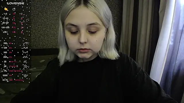 Snapshot of vendymories chatting on 2, 11, 2025 vendymories online show from 2, 11, 2025