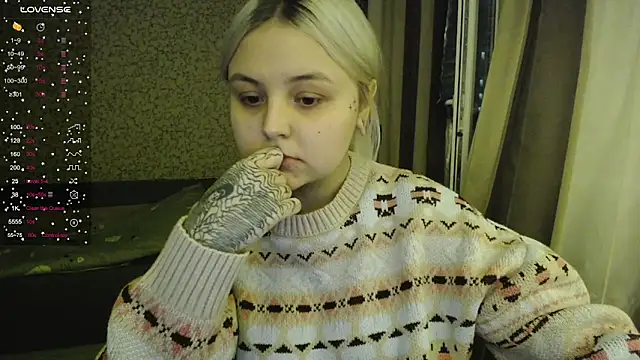 Snapshot of vendymories chatting on 17, 11, 2025 vendymories online show from 17, 11, 2025