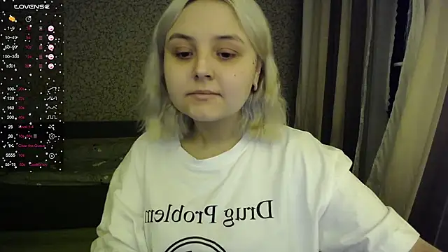 Snapshot of vendymories chatting on 21, 11, 2025 vendymories online show from 21, 11, 2025