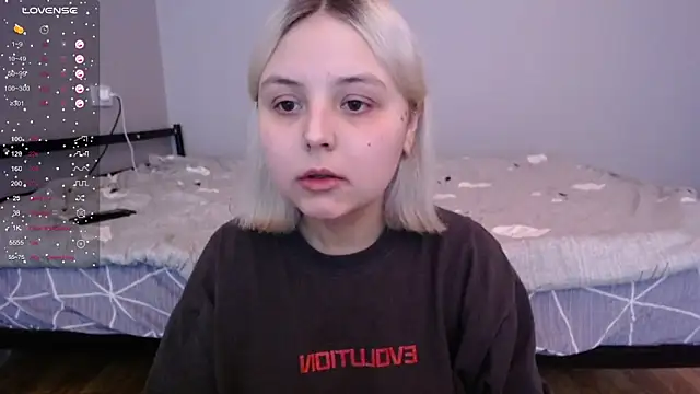 Snapshot of vendymories chatting on 16, 12, 2025 vendymories online show from 16, 12, 2025