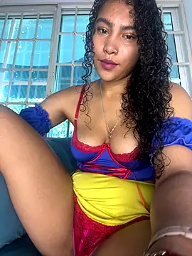 SophieD online show from 3, 12, 2025