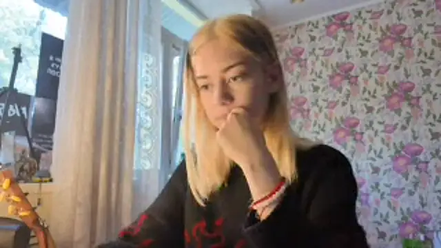 Witching Moon online show from 24, 9, 2025