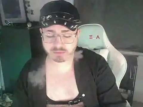 Snapshot of FabianKinky chatting on 17, 9, 2025 FabianKinky online show from 17, 9, 2025