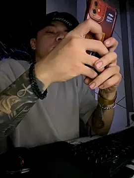 AlphaMasterXxx online show from 9, 9, 2025