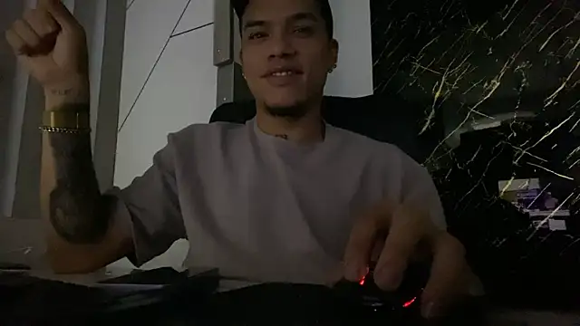 AlphaMasterXxx online show from 17, 9, 2025