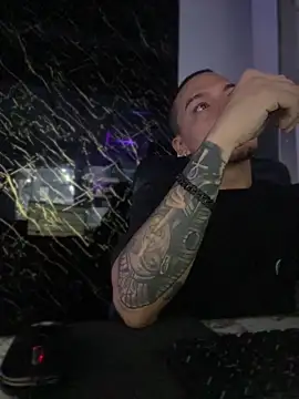 AlphaMasterXxx online show from 25, 11, 2025