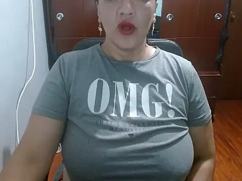 Snapshot of penelopefuckass chatting on 3, 10, 2025 penelopefuckass online show from 3, 10, 2025