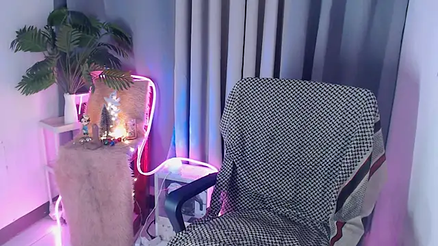 Snapshot of pinkcock_froi2305 chatting on 12, 11, 2025 pinkcock froi2305 online show from 12, 11, 2025