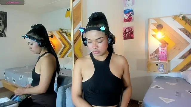 SoleneFontaine online show from 10, 10, 2025