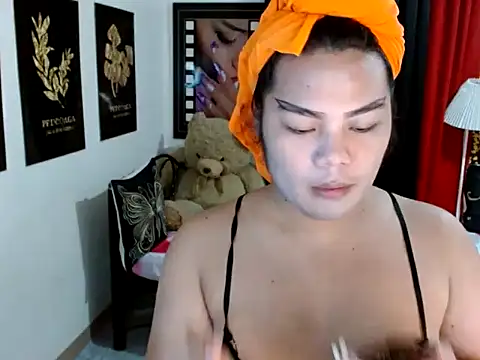 TSbrianaHugeCock online show from 14, 5, 2026