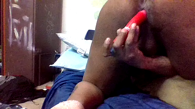 Snapshot of Nuttygmarley chatting on 9, 4, 2026 Nuttygmarley online show from 9, 4, 2026