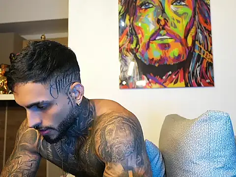 logan hugh8 online show from 15, 9, 2025