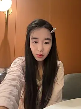 luluya1314 online show from 21, 11, 2025