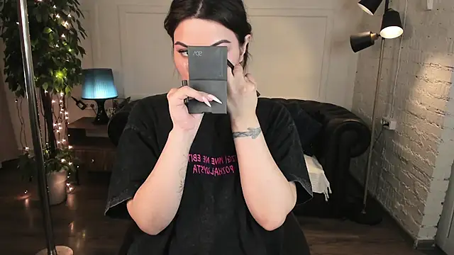 Dark Moni online show from 7, 2, 2026