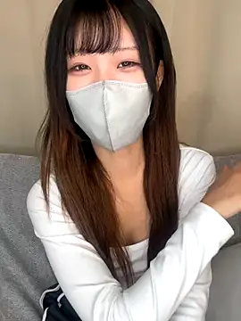 emiiiii1001 online show from 29, 11, 2025