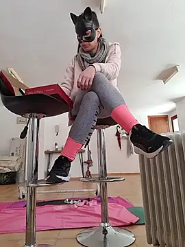 SweetSun69 online show from 5, 4, 2026