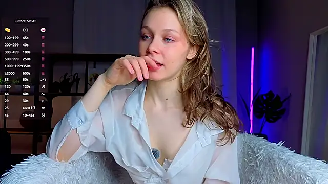 Snapshot of Tender_beauty chatting on 26, 5, 2026 Tender beauty online show from 26, 5, 2026