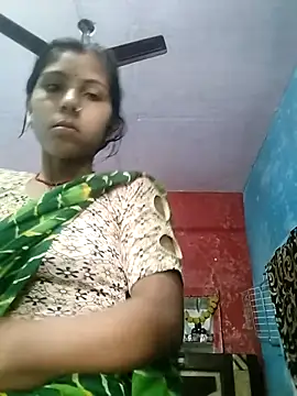 Snapshot of Laxmixx2 chatting on 6, 10, 2025 Laxmixx2 online show from 6, 10, 2025