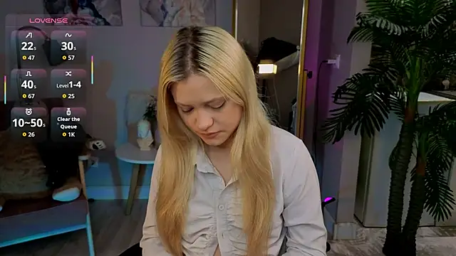 Millie Vanillies online show from 19, 10, 2025