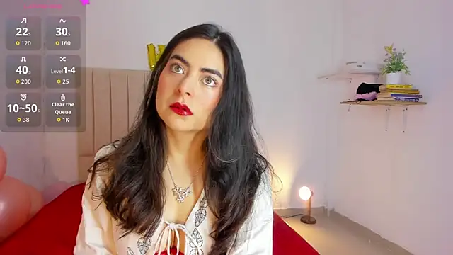 sashaa petit online show from 15, 10, 2025