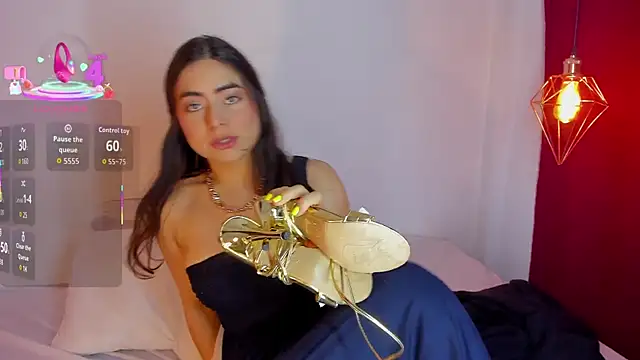 sashaa petit online show from 24, 11, 2025