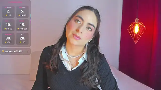 sashaa petit online show from 26, 11, 2025