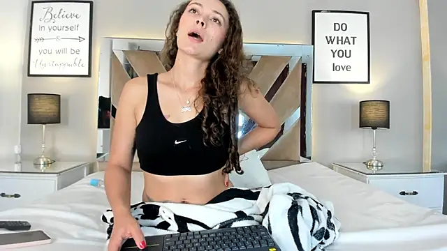 cellestehot online show from 11, 1, 2026