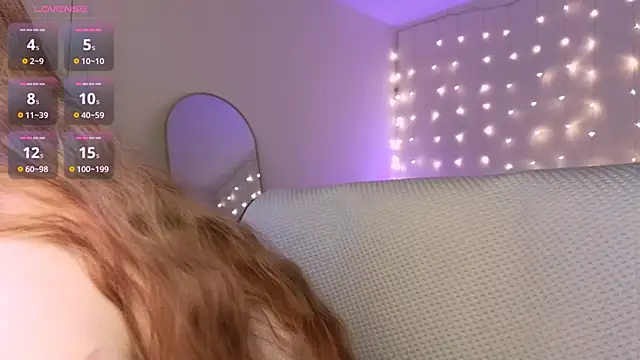 Snapshot of RebeccaAster chatting on 27, 5, 2026 RebeccaAster online show from 27, 5, 2026