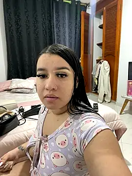 Aliciawhitee online show from 15, 11, 2025