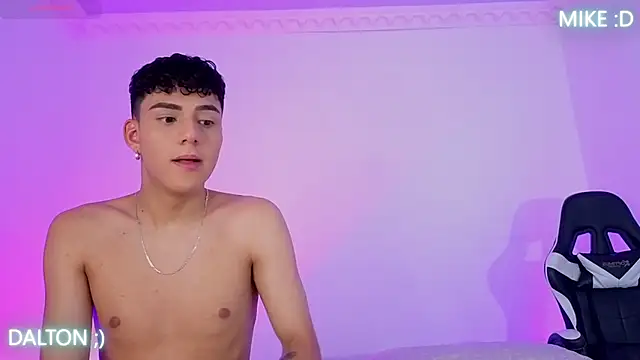 Snapshot of Mike_Benelli chatting on 22, 11, 2025 Mike Benelli online show from 22, 11, 2025