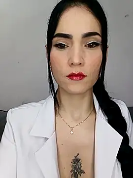 Snapshot of jamila_zair chatting on 22, 10, 2025 jamila zair online show from 22, 10, 2025