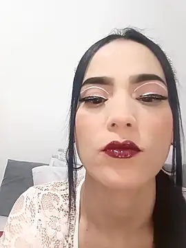 Snapshot of jamila_zair chatting on 14, 11, 2025 jamila zair online show from 14, 11, 2025