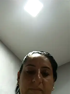 Titiss8921 online show from 25, 10, 2025