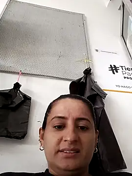 Titiss8921 online show from 27, 10, 2025