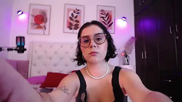 Snapshot of barbyehot chatting on 23, 10, 2025 barbyehot online show from 23, 10, 2025