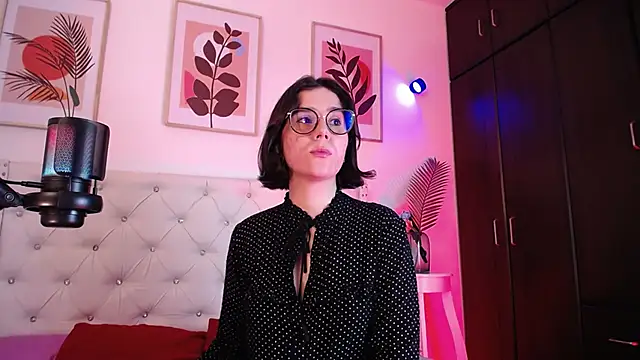 Snapshot of barbyehot chatting on 24, 11, 2025 barbyehot online show from 24, 11, 2025