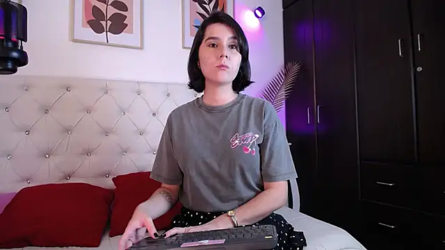 Snapshot of barbyehot chatting on 14, 12, 2025 barbyehot online show from 14, 12, 2025