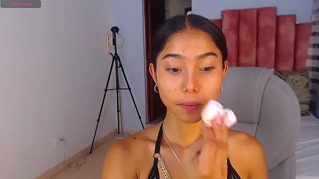 Milaa Star  online show from 16, 9, 2025