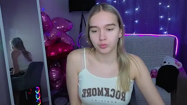 Snapshot of Vel1ka chatting on 18, 2, 2026 Vel1ka online show from 18, 2, 2026