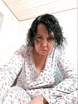 Snapshot of LitisiaLove4551 chatting on 23, 4, 2026 LitisiaLove4551 online show from 23, 4, 2026