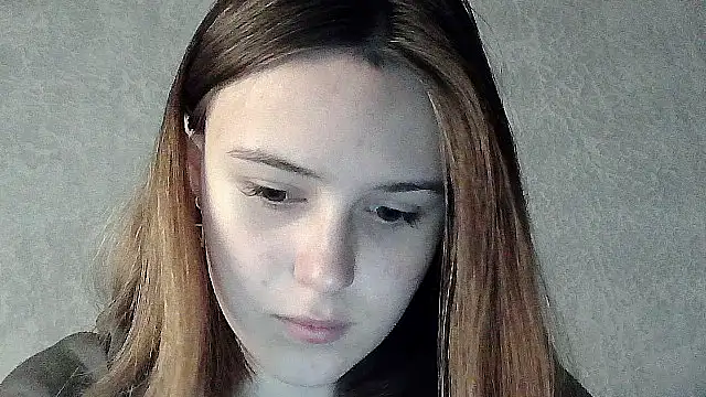 Snapshot of SweetLoraa chatting on 15, 10, 2025 SweetLoraa online show from 15, 10, 2025