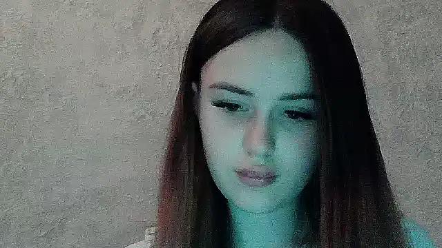 SweetLoraa online show from 12, 5, 2026