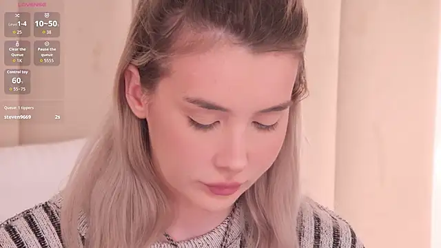 Snapshot of Nesolla chatting on 5, 1, 2026 Nesolla online show from 5, 1, 2026