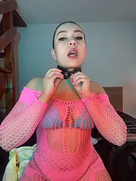 Snapshot of Moon_Blake chatting on 24, 10, 2025 Moon Blake online show from 24, 10, 2025