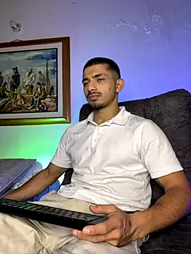 Snapshot of ArturoCardona_ chatting on 5, 11, 2025 ArturoCardona online show from 5, 11, 2025