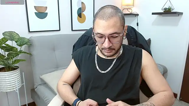   Damian    online show from 22, 10, 2025