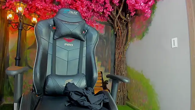 VenusBlazer online show from 18, 10, 2025